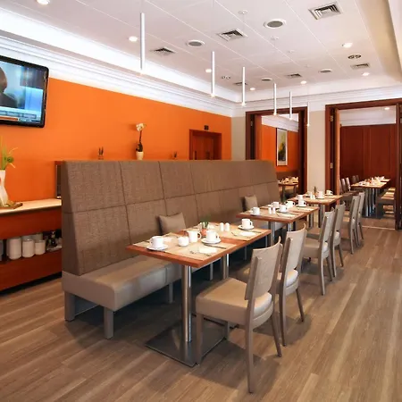 Western Centre Hotel 4*